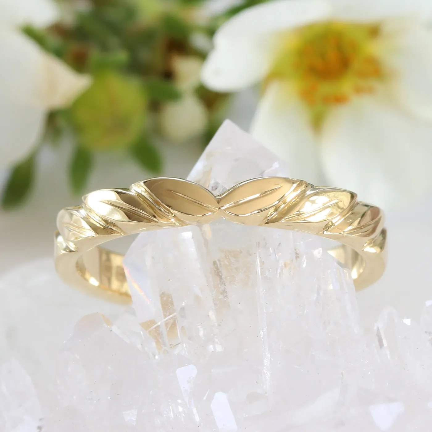 18ct Gold Leaf Wedding Ring