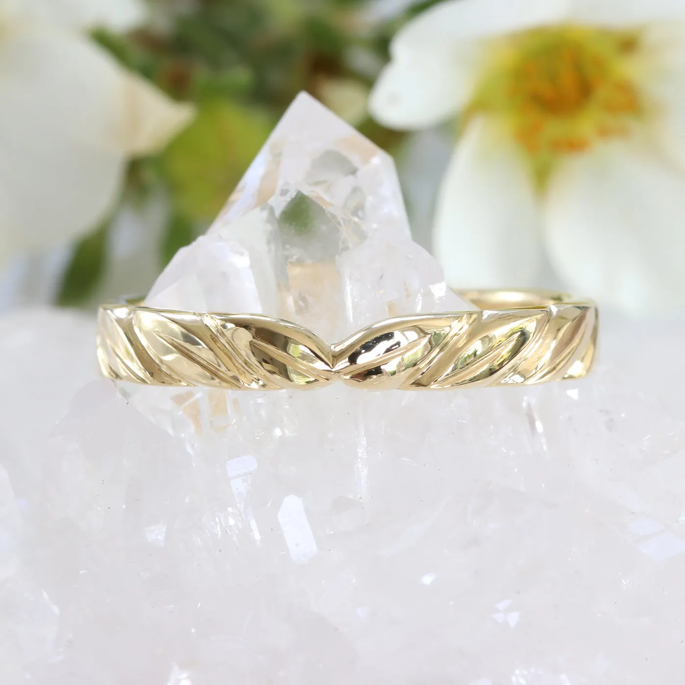 18ct Gold Leaf Wedding Ring