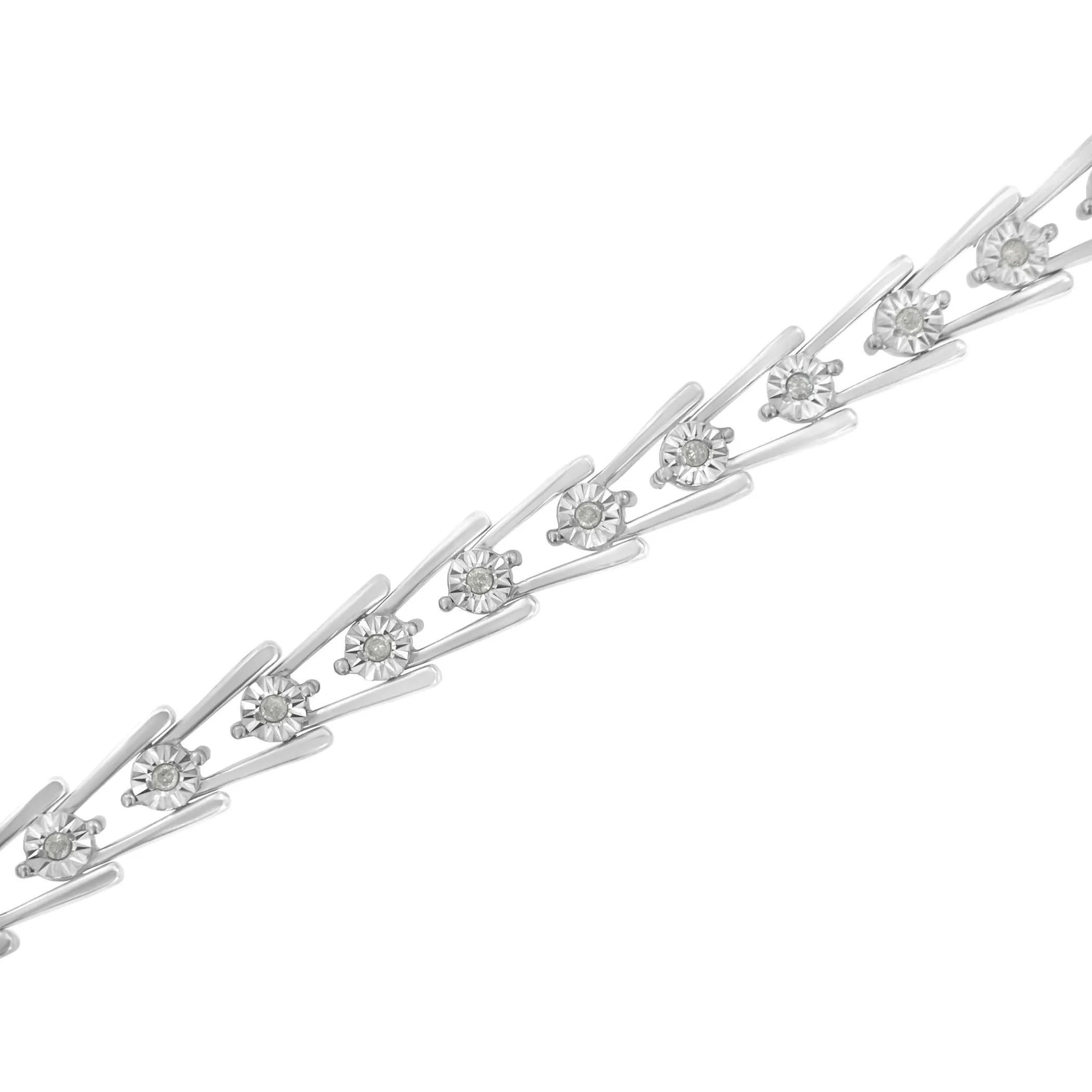 .925 Sterling Silver 1/4 cttw Miracle Set Diamond Sleek and Open "V"Bracelet (I-J Color, I3 Clarity) -7.5"