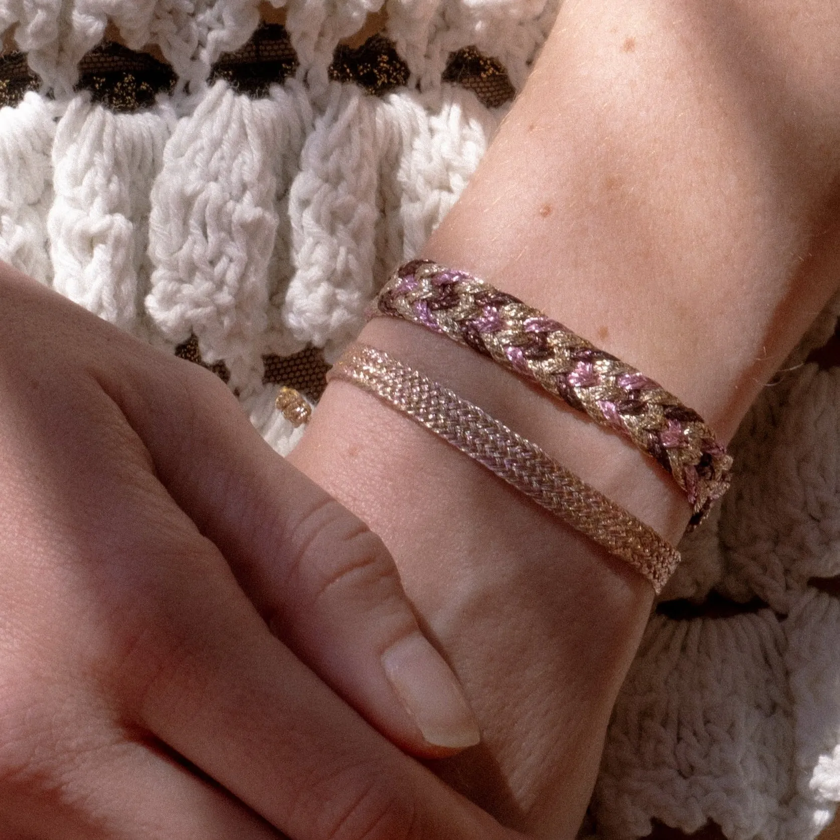 Ania n°1 Bracelet in Peach Pink