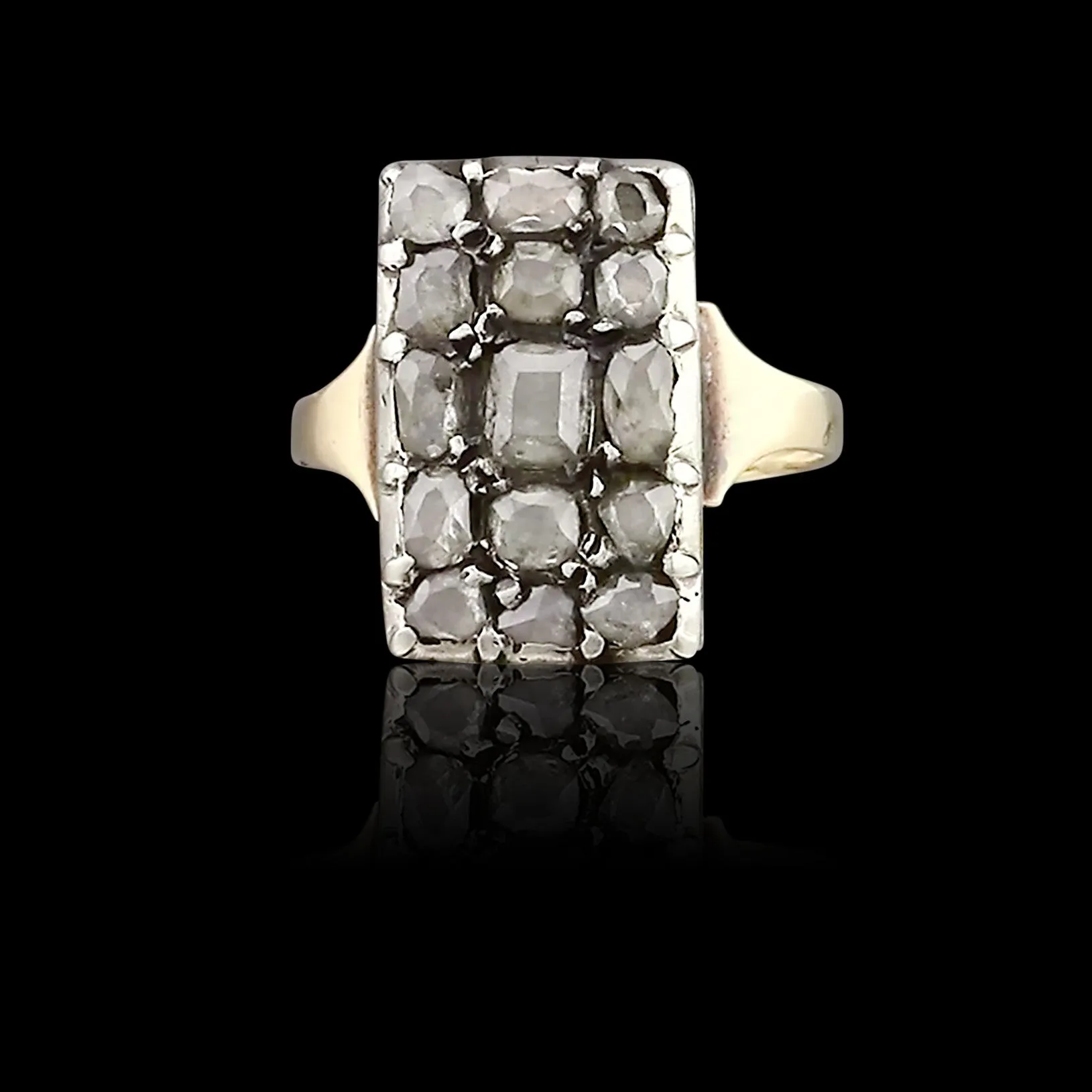 Antique Mixed Table Cut Foil Back Diamond Ring, circa 1780-1830