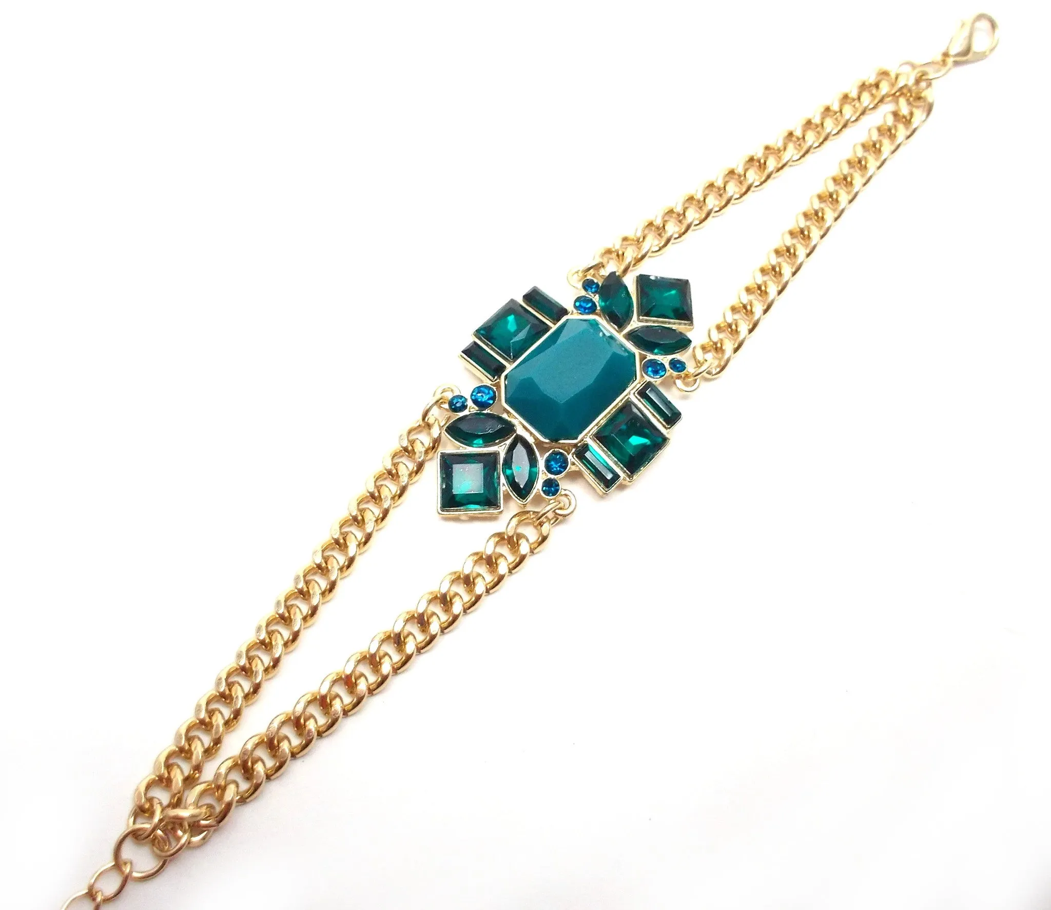 Emerald Jeweled Pendant Bracelet