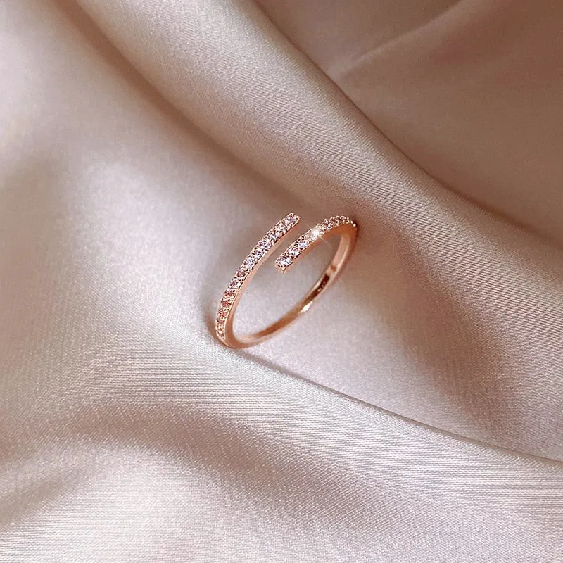 Luxury Zircon Heart Ring for Women Engagement Wedding JewelryGifts