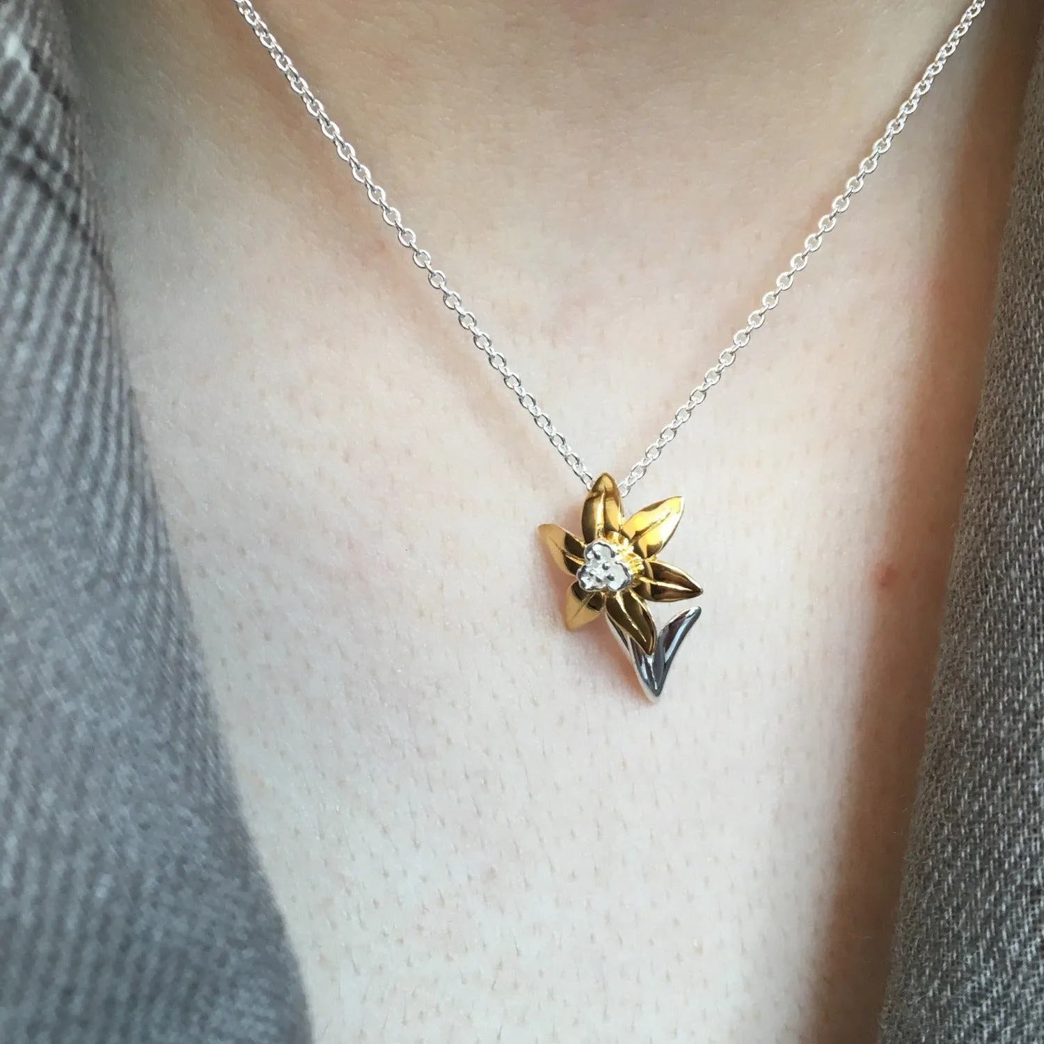 Sterling Silver Daffodil Necklace