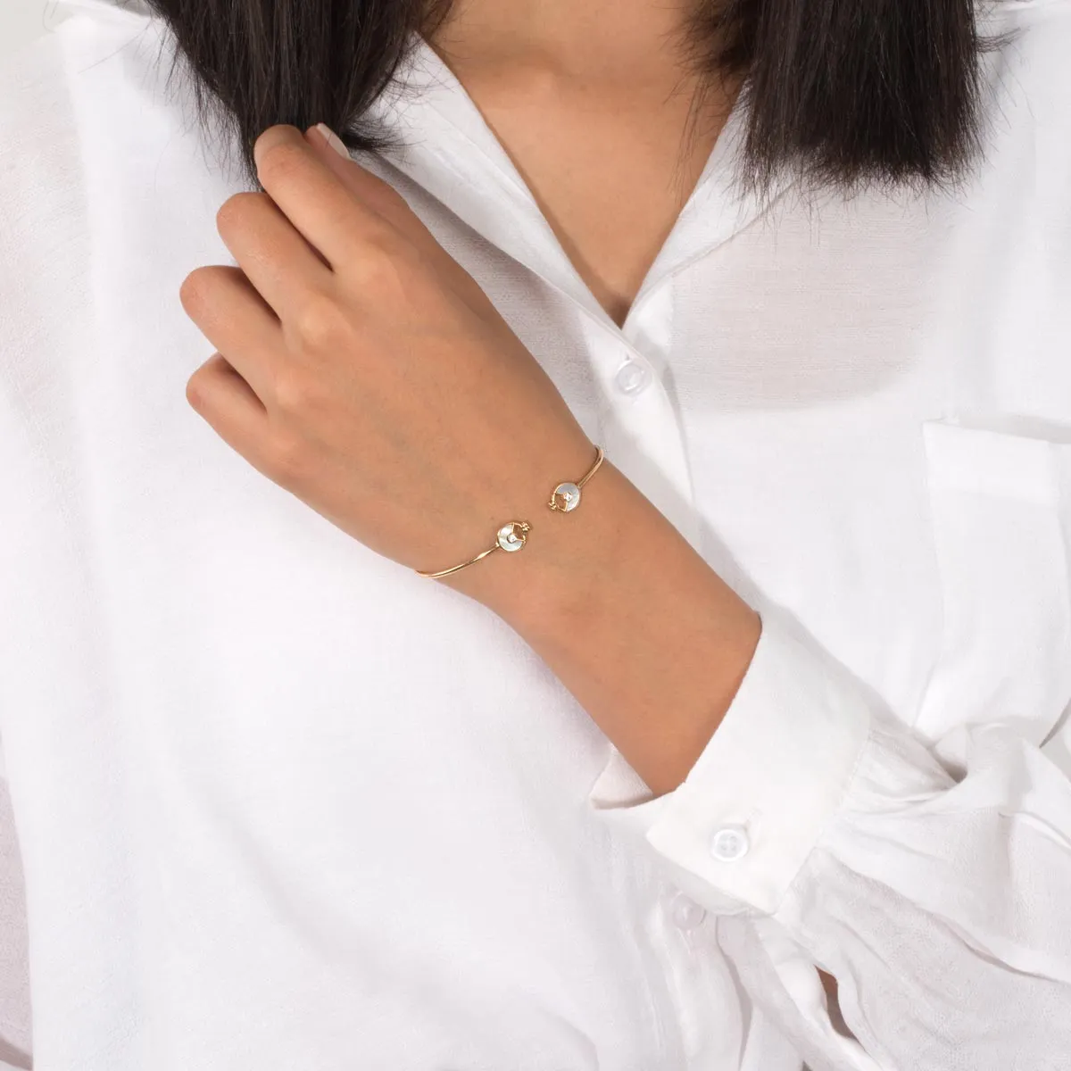 White Luna Circle Bangle